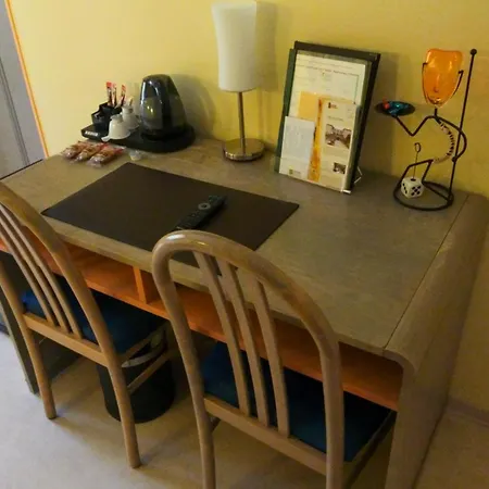 Hotel Logis Restaurant Mas De La Prairie *