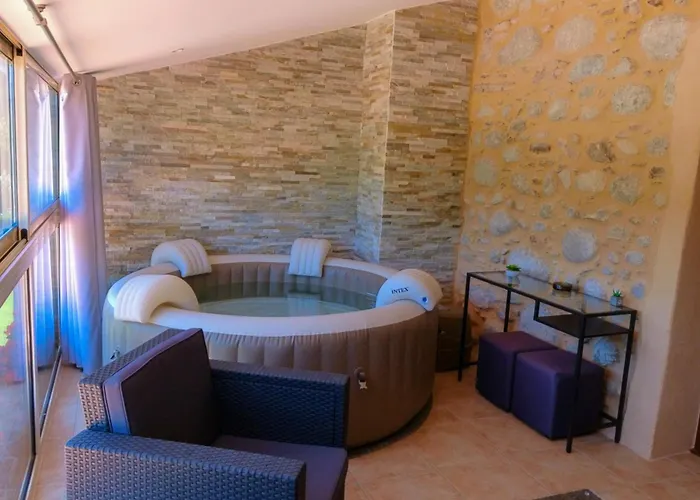 Logis Restaurant Mas De La Prairie *